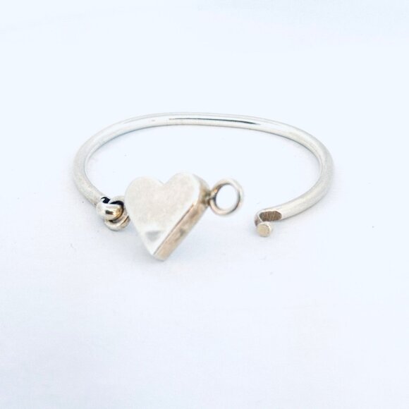 Estate Sterling Silver 925 Heart Bangle Bracelet, 6” Size Elegant Design, 14.78g - Picture 5 of 10